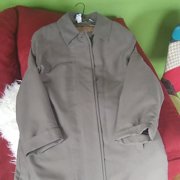 Cloud 9 Jackets \u0026 Coats | Cloud Nine Raincoat | Color: Gray | Size: M | Grassrootsnurse's Closet